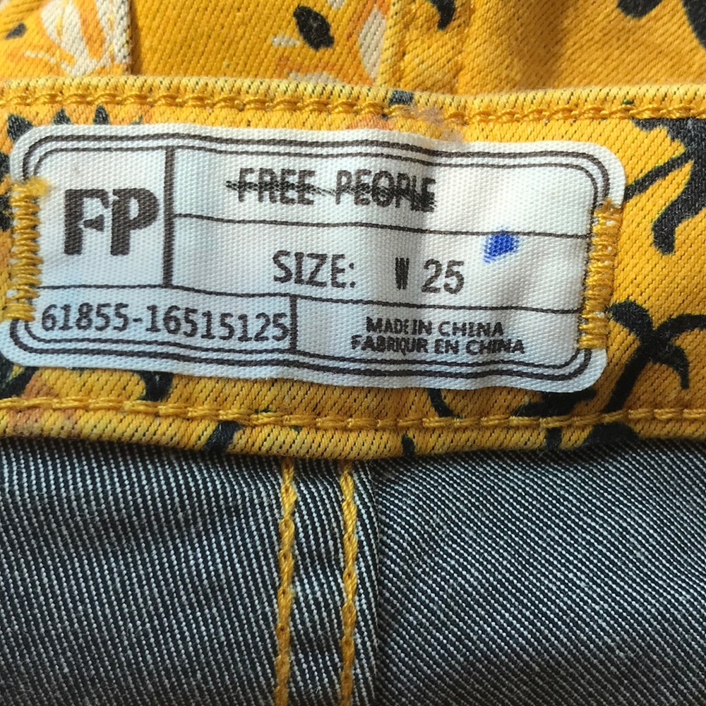 Free People Just Float in Flare Jeans Yellow 26 25 - Picture 3 of 16